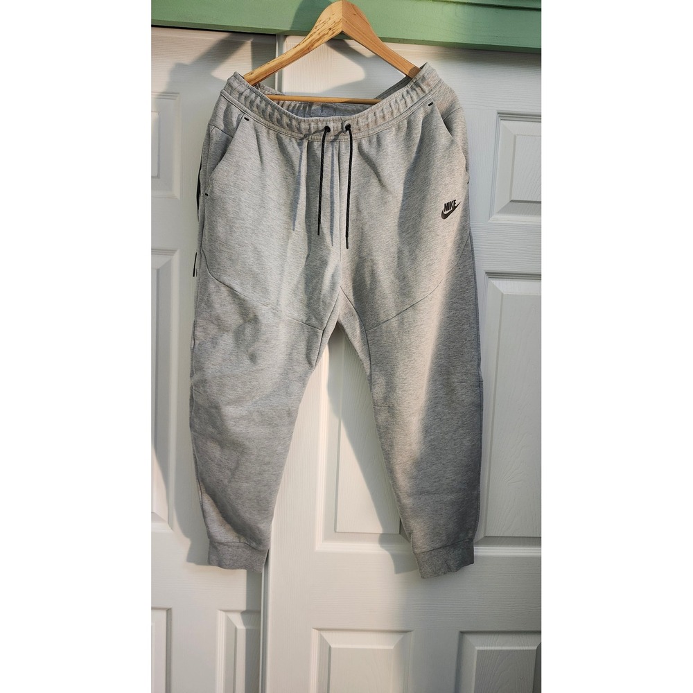 Nike Tech Fleece Joggers Mens Large Heather Gray Tapered Sweatpants CU4495-063